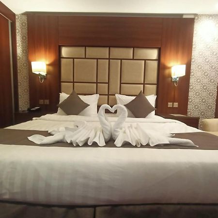 Quiet Jeddah Al Hamra Hotel Ngoại thất bức ảnh