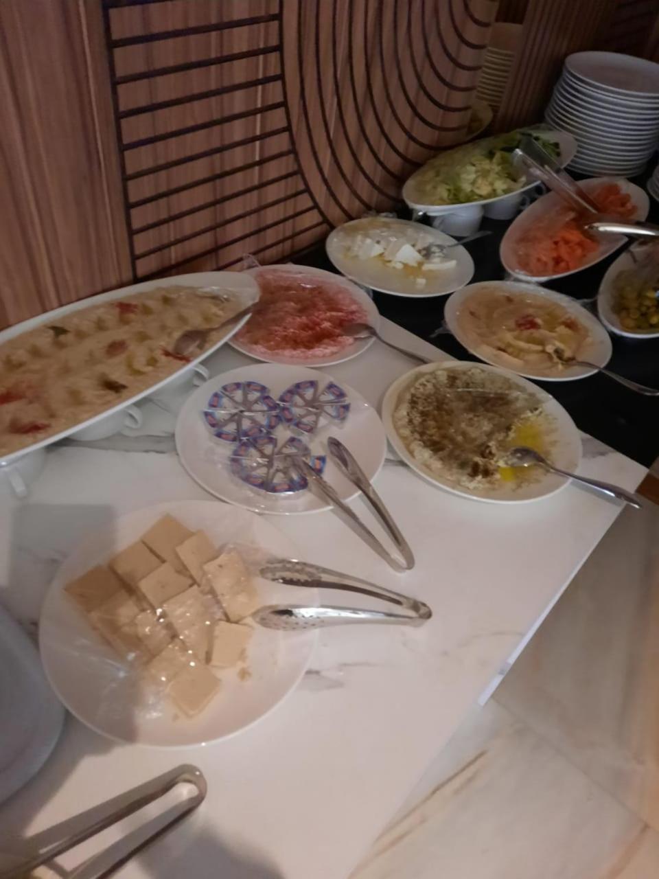 Quiet Jeddah Al Hamra Hotel Ngoại thất bức ảnh