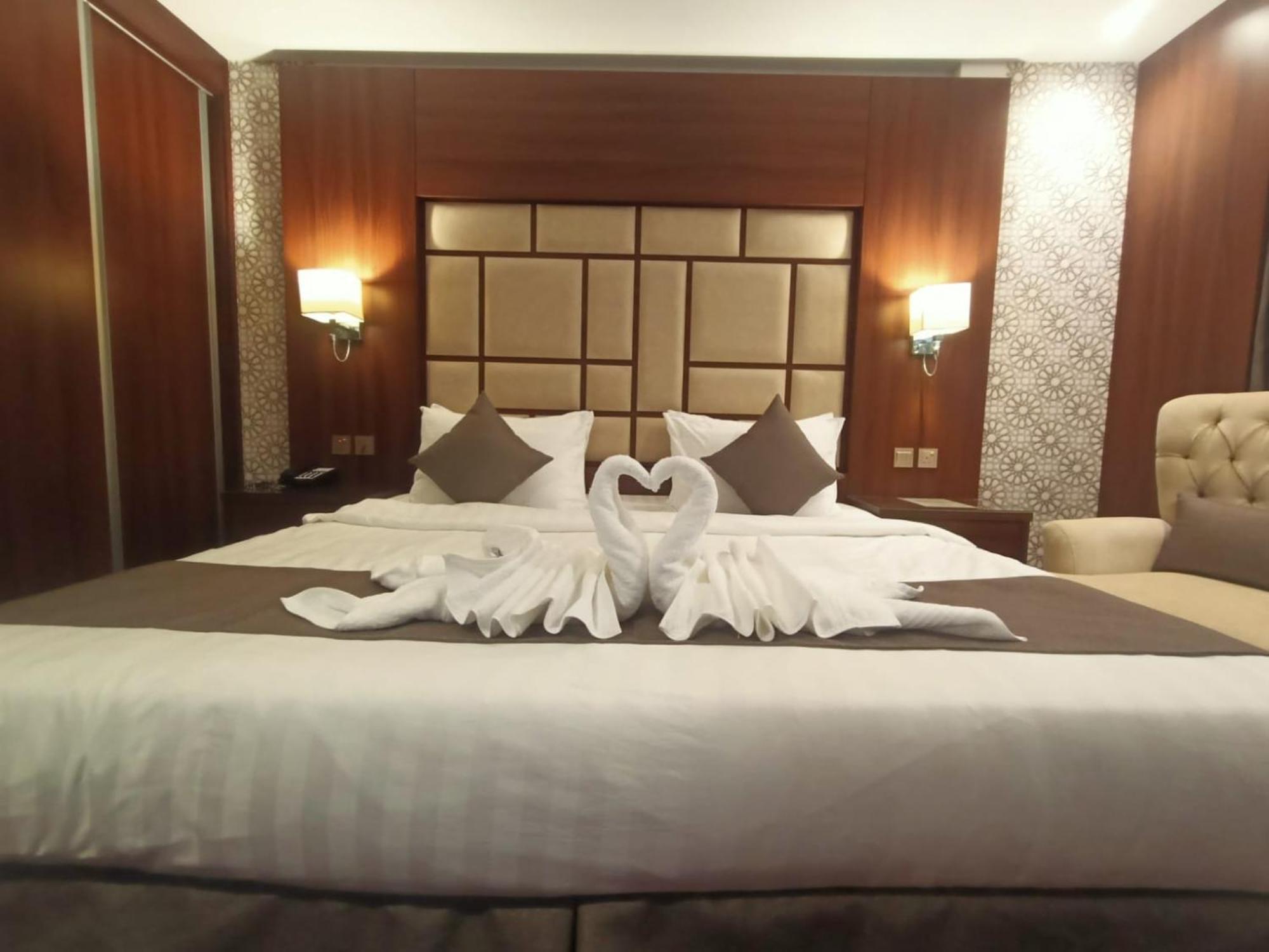 Quiet Jeddah Al Hamra Hotel Ngoại thất bức ảnh