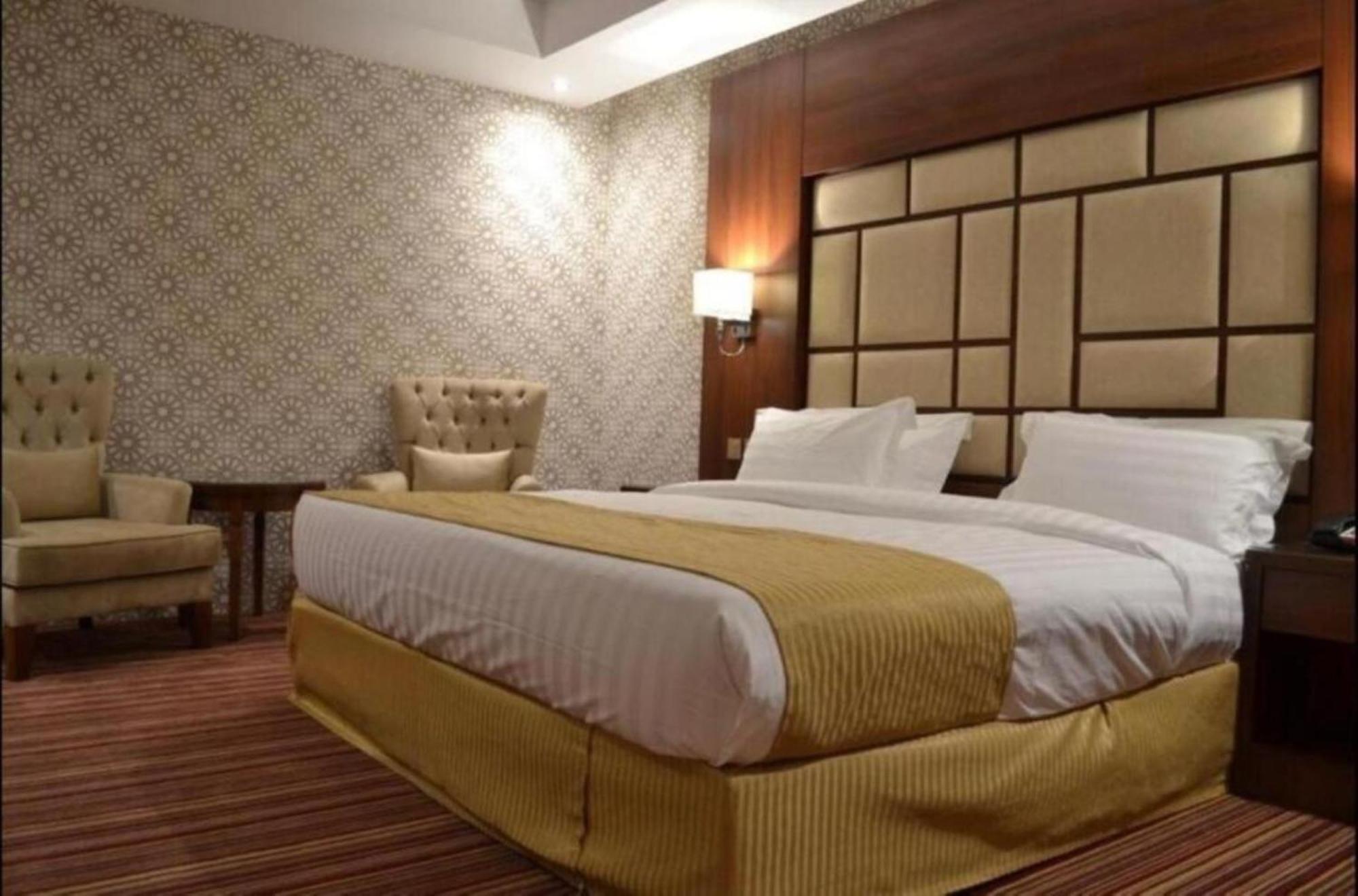 Quiet Jeddah Al Hamra Hotel Ngoại thất bức ảnh