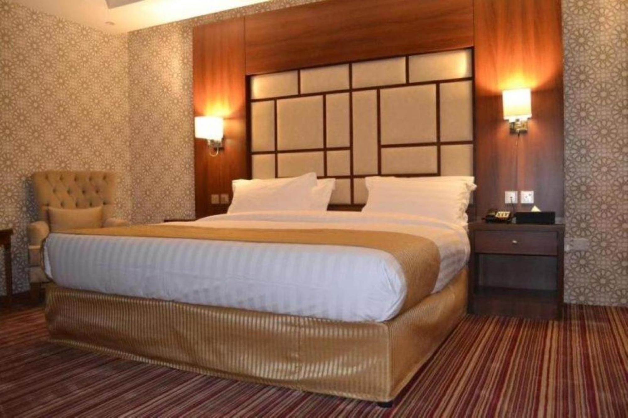 Quiet Jeddah Al Hamra Hotel Ngoại thất bức ảnh