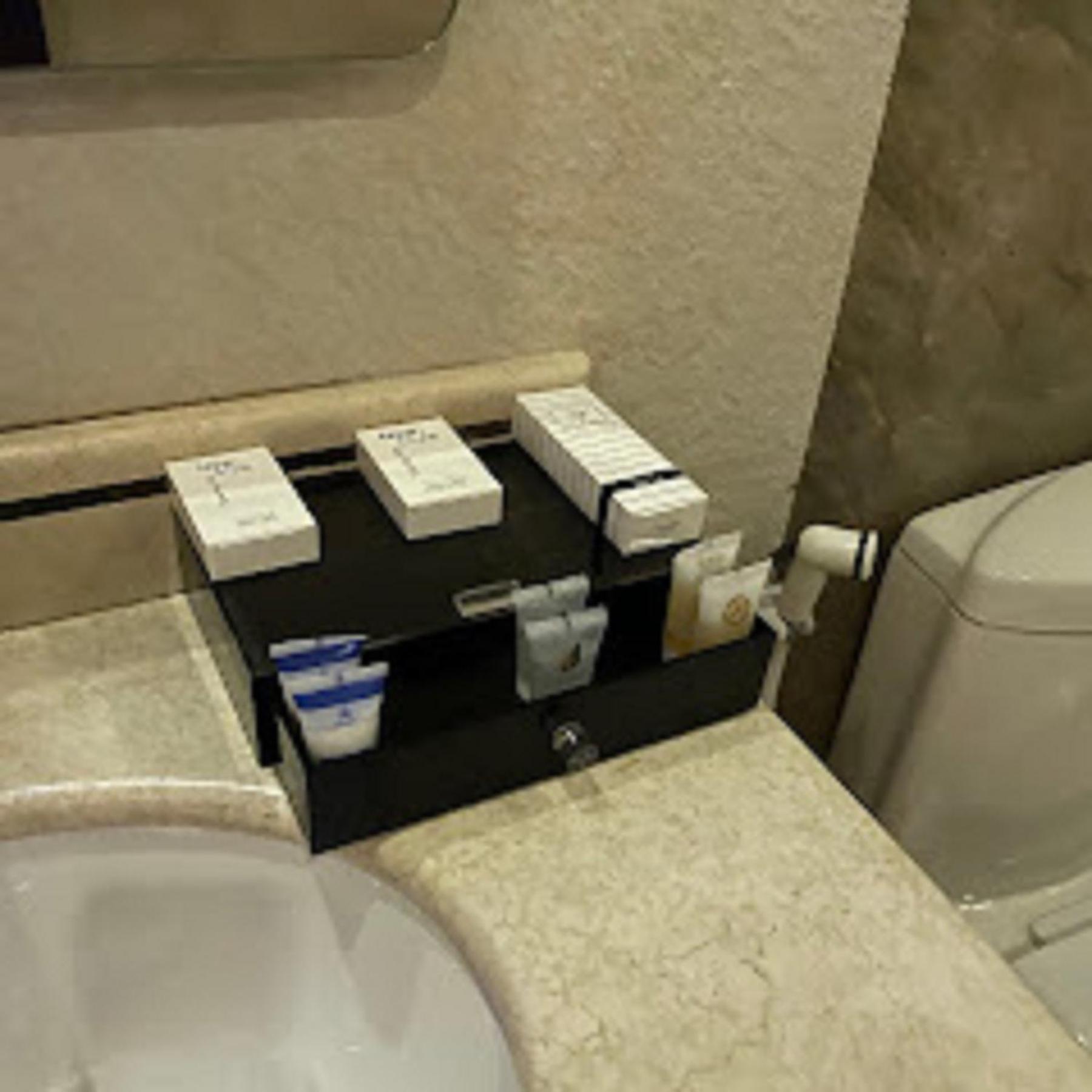 Quiet Jeddah Al Hamra Hotel Ngoại thất bức ảnh